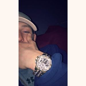 Meet your Posher, Hunter